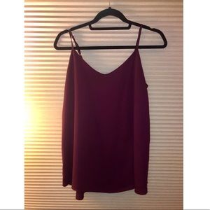 Tank top. Adjustable straps, double layered fabric